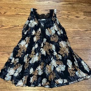 Black and tan / cream floral tank tunic / dress sz lg